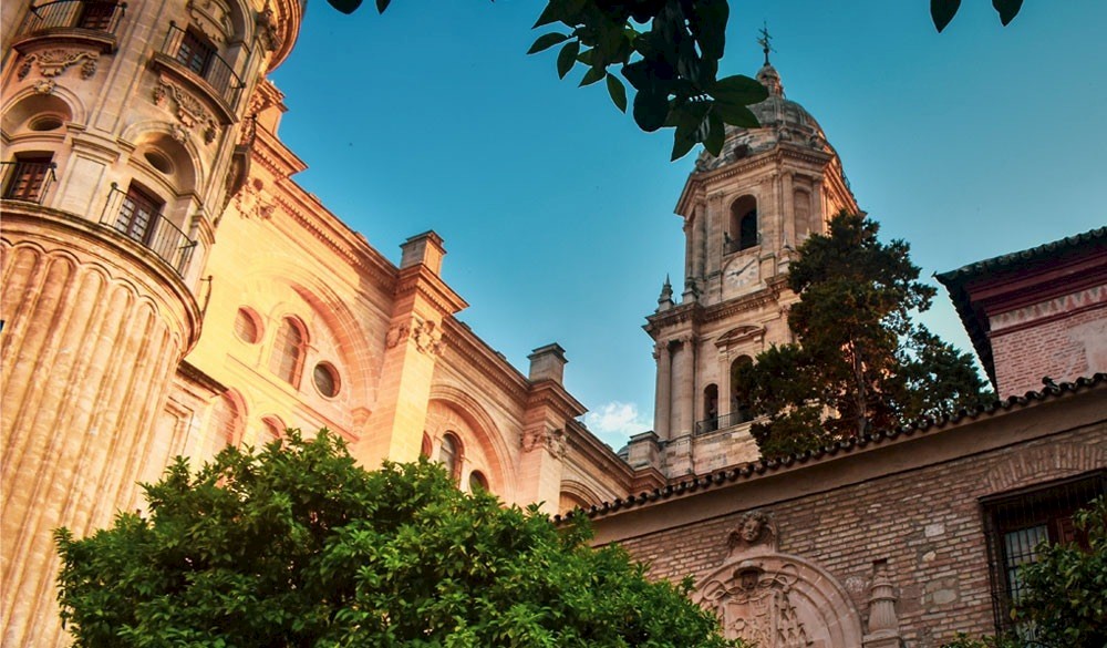 Enjoy the Costa del Sol during the winter months