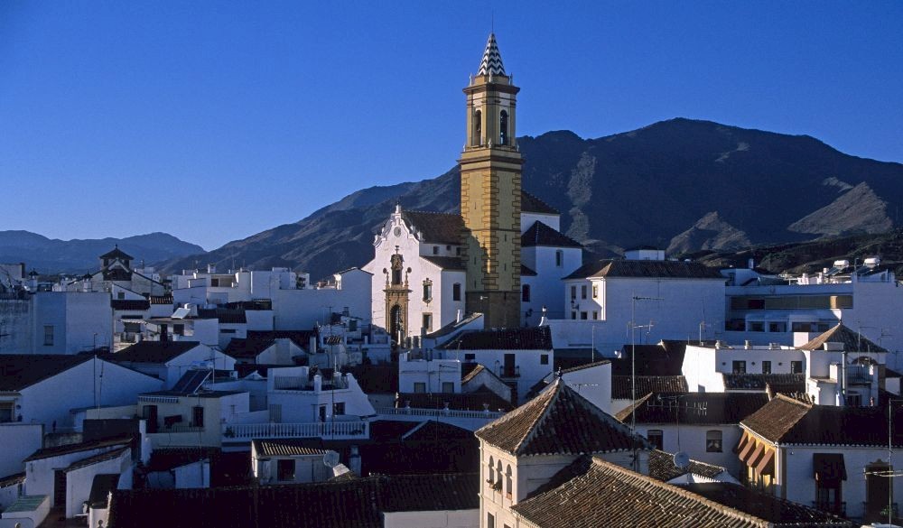 Estepona: A Beautiful Seaside Town on Spain's Costa del Sol
