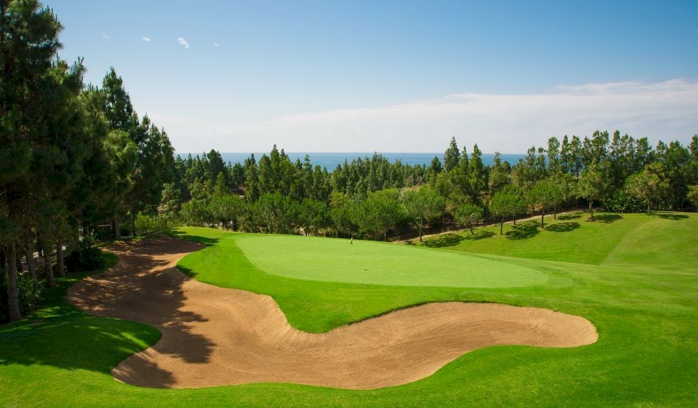 Tee Off in Style: Exploring New Build Properties in Costa Del Sol's Golf Resorts