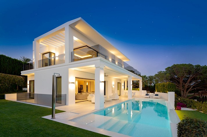 Stunning Modern Villa in Nagueles