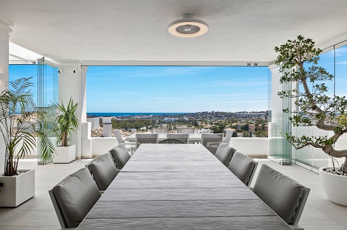 Stunning 7-bed Ground Floor Apartment in Nueva Andalucia