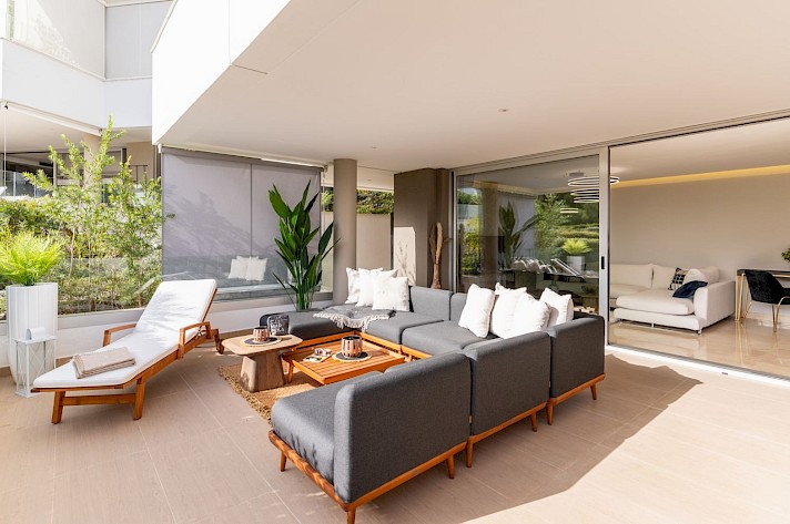 Contemporary Southwest Facing apartment in La Reserva de Alcuzcuz, Benahavis