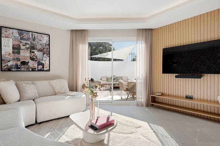 Fully Renovated Townhouse in Nueva Andalucia Marbella