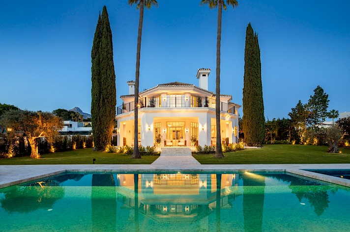 Magnificent Luxury Villa nestled in the heart of Nueva Andalucía