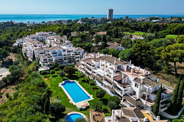 Marbella East Beautifully Renovated Apartment