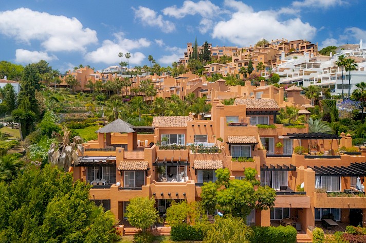 New Renovated Duplex Penthouse in Alminar de Marbella