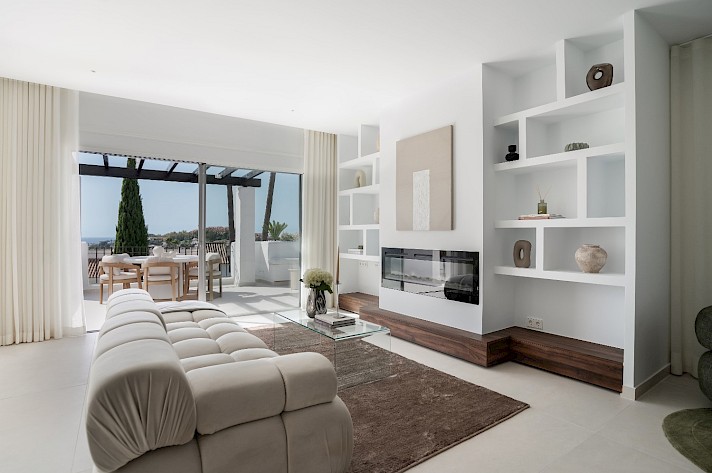 La Quinta Village Corner Duplex Penthouse