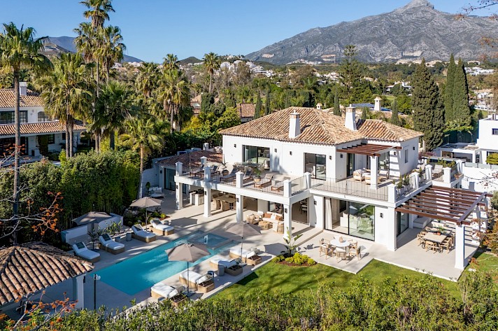 Impressive Frontline Golf Villa